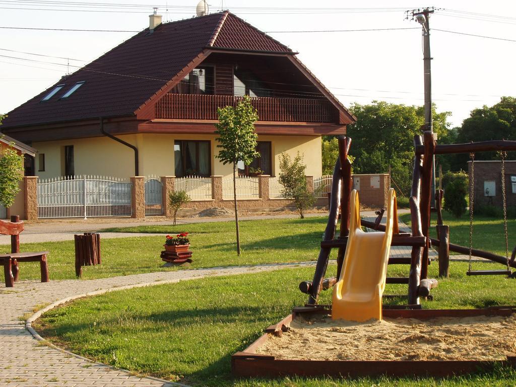 Vilka Relax Villa Podhájska Værelse billede